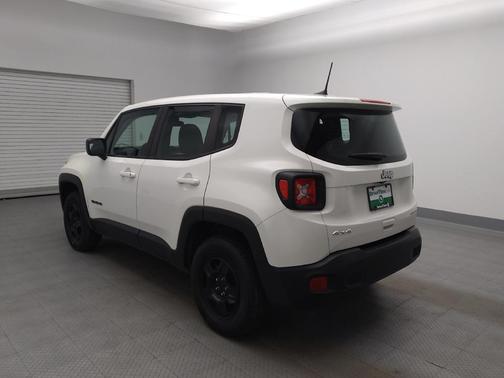 Alpine White Clearcoat 2022 Jeep Renegade Sport