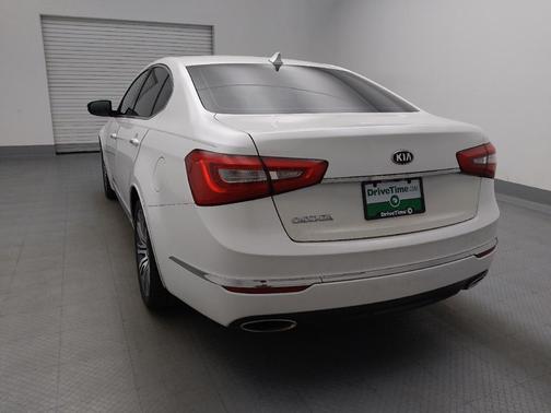 2016 Kia Cadenza 