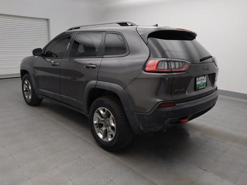Granite Crystal Metallic Clearcoat 2019 Jeep Cherokee Trailhawk