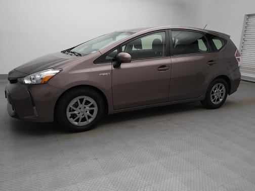 2017 Toyota Prius v Two