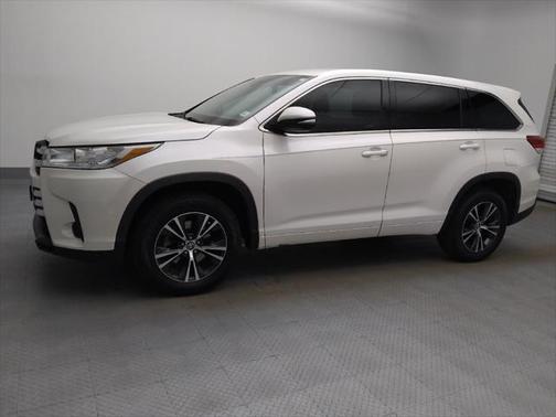 2018 Toyota Highlander LE