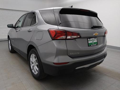 Sterling Gray Metallic 2024 Chevrolet Equinox 1LT