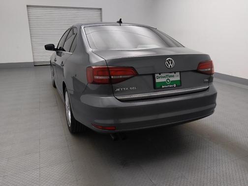 2017 Volkswagen Jetta 1.8T SEL