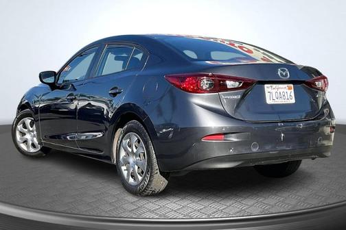 2015 Mazda Mazda3 i SV