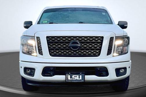 2018 Nissan Titan SV