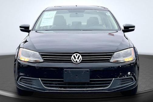 Black Uni 2014 Volkswagen Jetta SE w/Connectivity/Sunroof PZEV