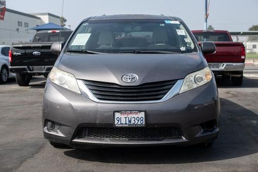 2013 Toyota Sienna LE
