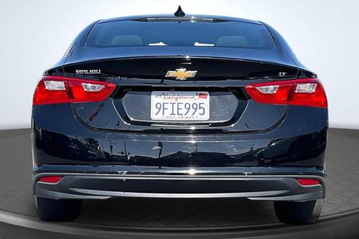 Mosaic Black Metallic 2023 Chevrolet Malibu LT