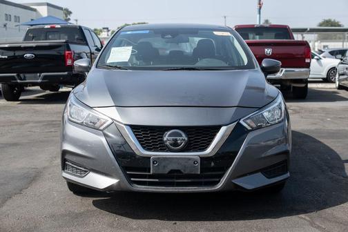 2021 Nissan Versa 1.6 SV