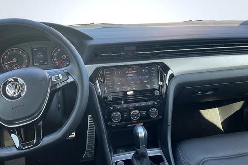 2020 Volkswagen Passat 2.0T SE