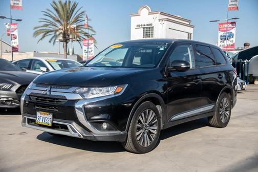 2019 Mitsubishi Outlander SE
