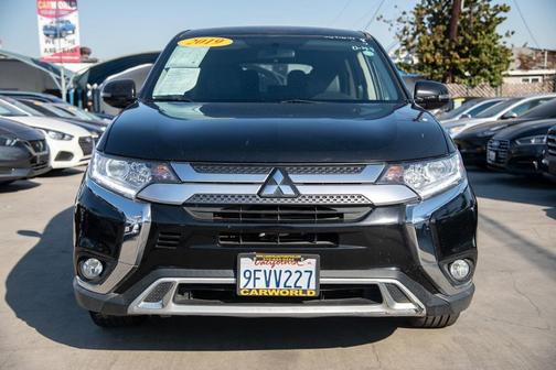 2019 Mitsubishi Outlander SE