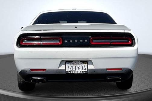 2017 Dodge Challenger SXT