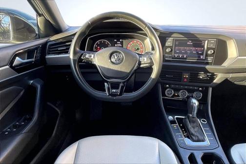 2019 Volkswagen Jetta 1.4T R-Line