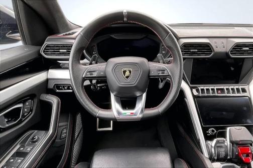 2019 Lamborghini Urus Base