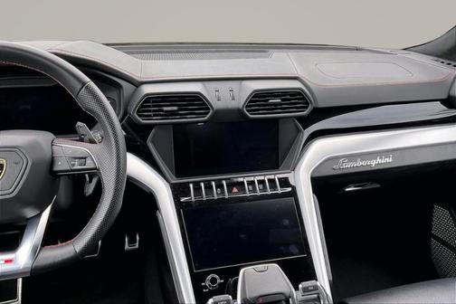 2019 Lamborghini Urus Base