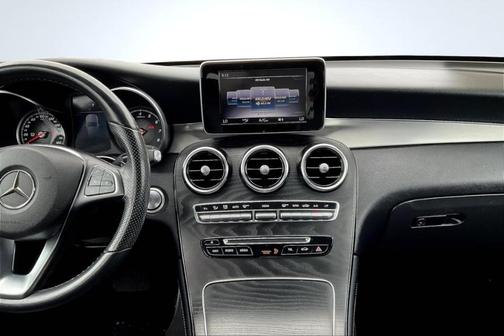 2019 Mercedes-Benz GLC 300 Base