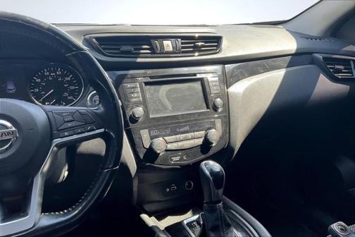 2021 Nissan Rogue Sport SV
