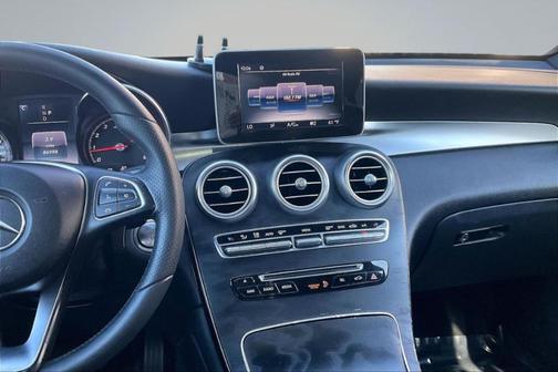 2017 Mercedes-Benz GLC 300 Base 4MATIC