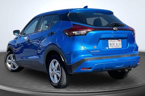 Electric Blue Metallic 2022 Nissan Kicks S