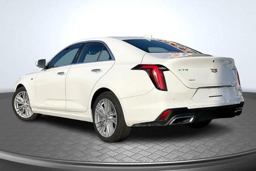 2023 Cadillac CT4 Premium Luxury
