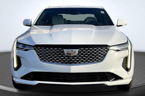 2023 Cadillac CT4 Premium Luxury