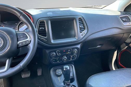 White Clearcoat 2021 Jeep Compass Trailhawk