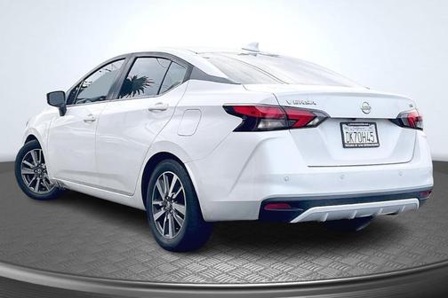 2020 Nissan Versa 1.6 SV