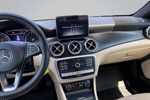 2018 Mercedes-Benz GLA 250 Base 4MATIC