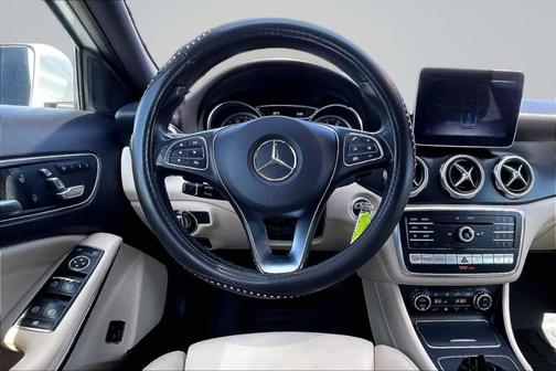 2018 Mercedes-Benz GLA 250 Base 4MATIC