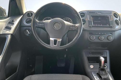 2017 Volkswagen Tiguan Limited 2.0T
