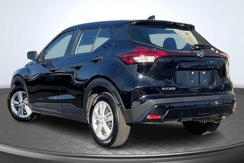 2021 Nissan Kicks S