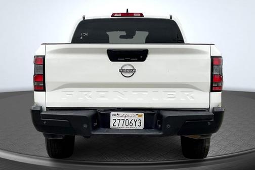 2022 Nissan Frontier S