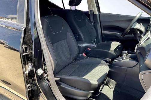 2021 Nissan Kicks S