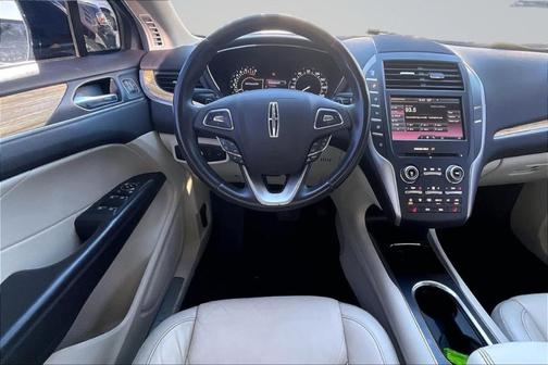 2015 Lincoln MKC Base
