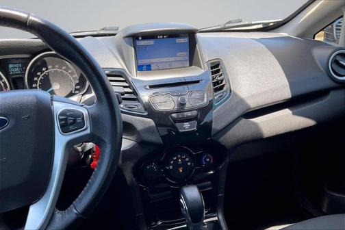 Shadow Black 2016 Ford Fiesta SE