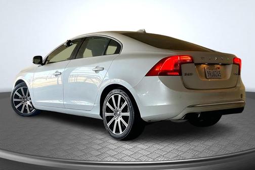 2018 Volvo S60 Inscription T5