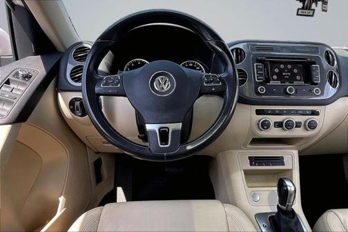Candy White 2013 Volkswagen Tiguan SEL