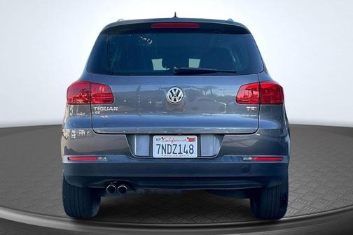 2016 Volkswagen Tiguan SE