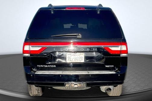 2016 Lincoln Navigator Select