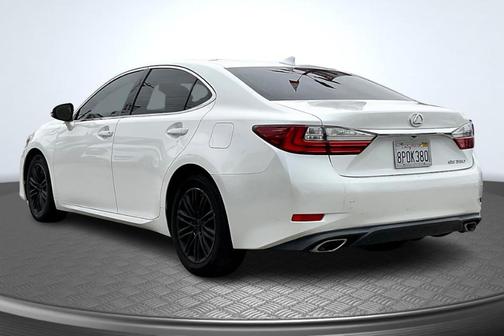 2017 Lexus ES 350 Base