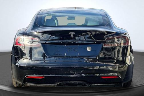 2022 Tesla Model S Base