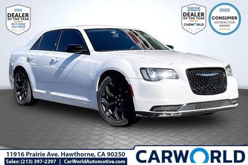 2019 Chrysler 300 Touring