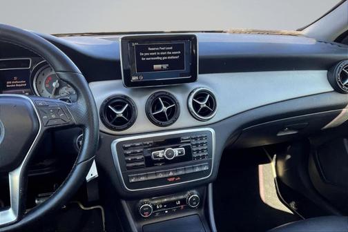 Citrus White 2015 Mercedes-Benz GLA-Class GLA 250 4MATIC