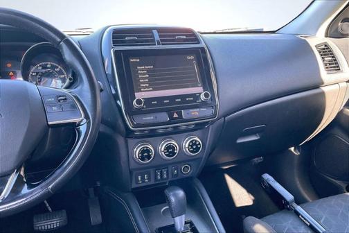 2020 Mitsubishi Outlander Sport SE 2.0