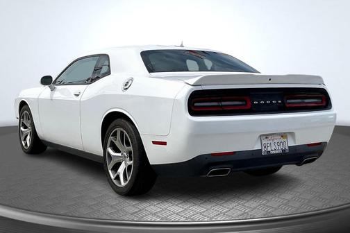 2015 Dodge Challenger SXT Plus