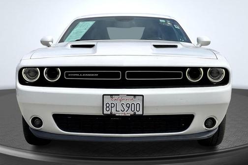 2015 Dodge Challenger SXT Plus