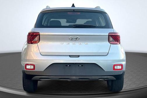 2020 Hyundai VENUE SEL