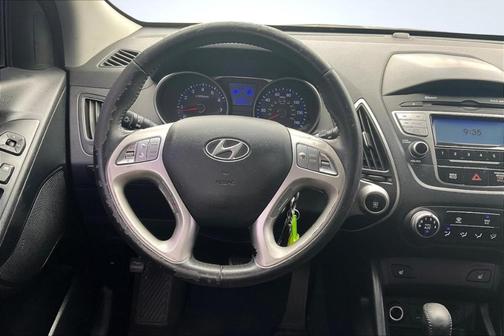 Chai Bronze 2013 Hyundai TUCSON GLS