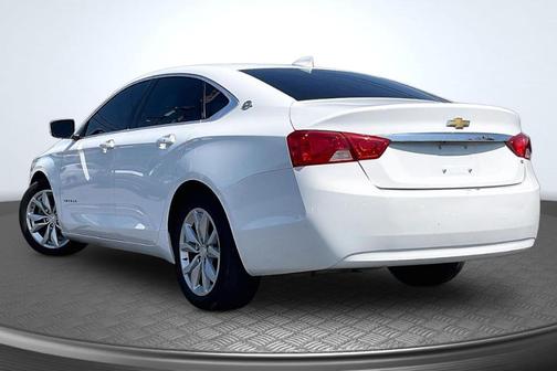 Summit White 2019 Chevrolet Impala 1LT